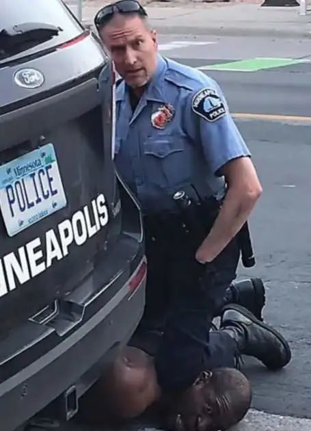 640