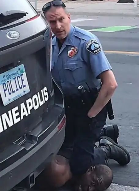 640